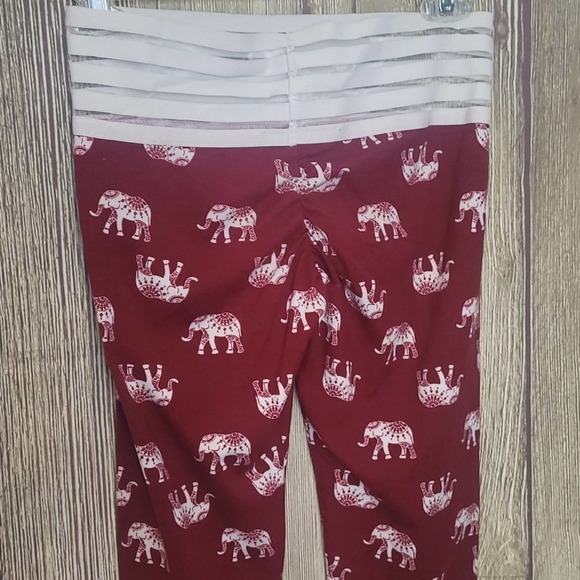 Cute Booty Leggings Kelli Nishimoto Sz XS Red White Elephant - Picture 4 of 8